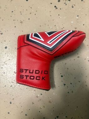 Studio Stock Red Putter Headcover